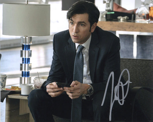 NICHOLAS BRAUN SIGNED SUCCESSION 8X10 PHOTO (5)