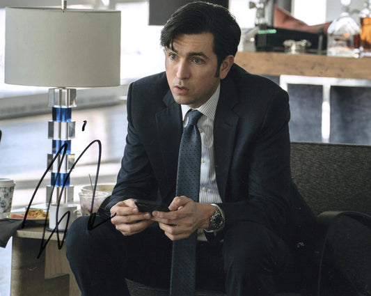 NICHOLAS BRAUN SIGNED SUCCESSION 8X10 PHOTO (6)