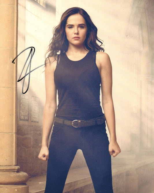 ZOEY DEUTCH SIGNED VAMPIRE ACADEMY 10X8 PHOTO (2)