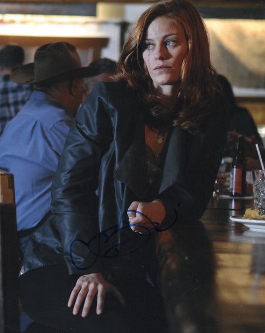 CASSIDY FREEMAN SIGNED LONGMIRE 10X8 PHOTO (2) VIDEO PROOF