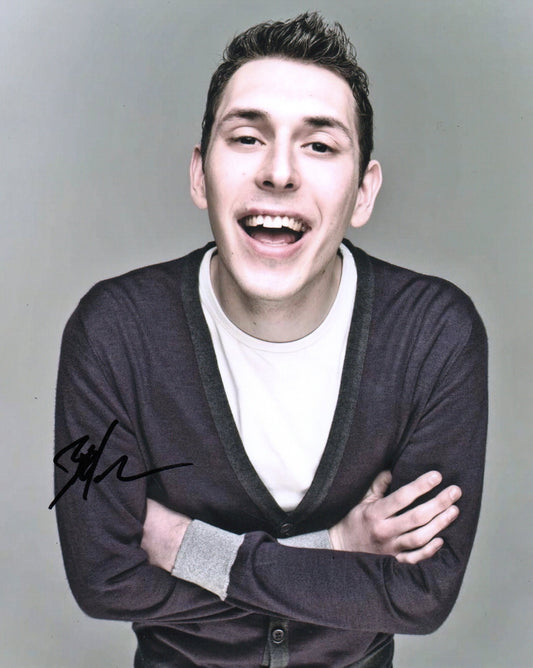 BLAKE HARRISON SIGNED THE INBETWEENERS 8X10 PHOTO (2)