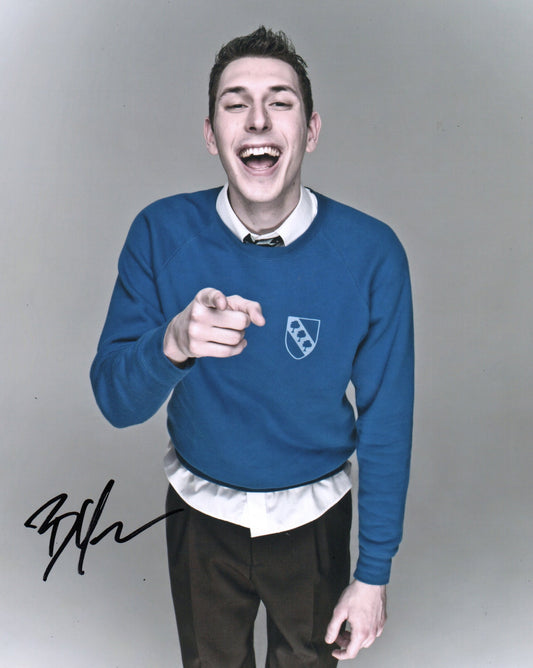 BLAKE HARRISON SIGNED THE INBETWEENERS 8X10 PHOTO (3)