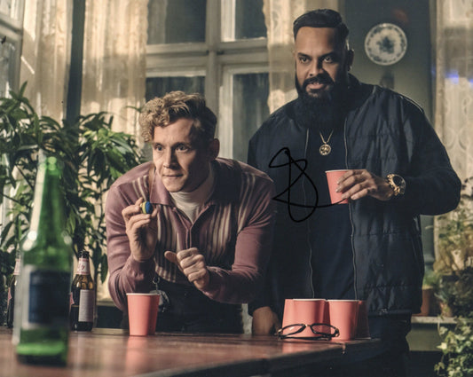 GUZ KHAN SIGNED ARMY OF THIEVES 8X10 PHOTO (1)