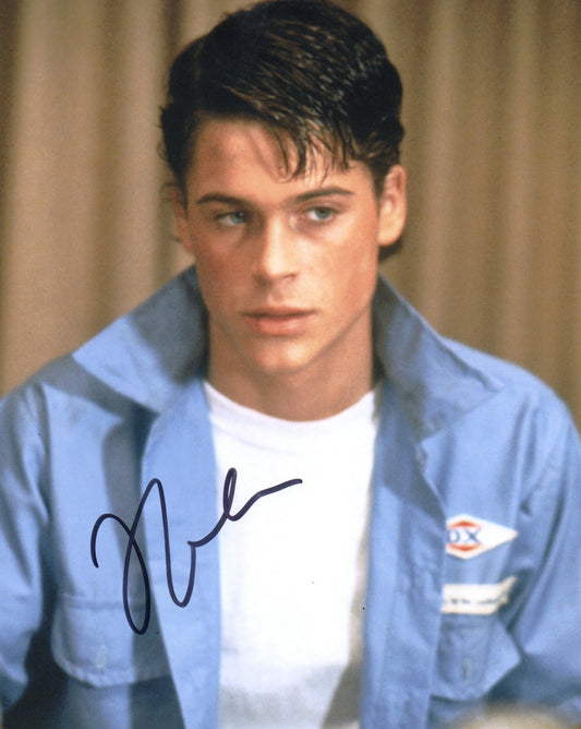 ROB LOWE SIGNED THE OUTSIDERS 8X10 PHOTO (2)