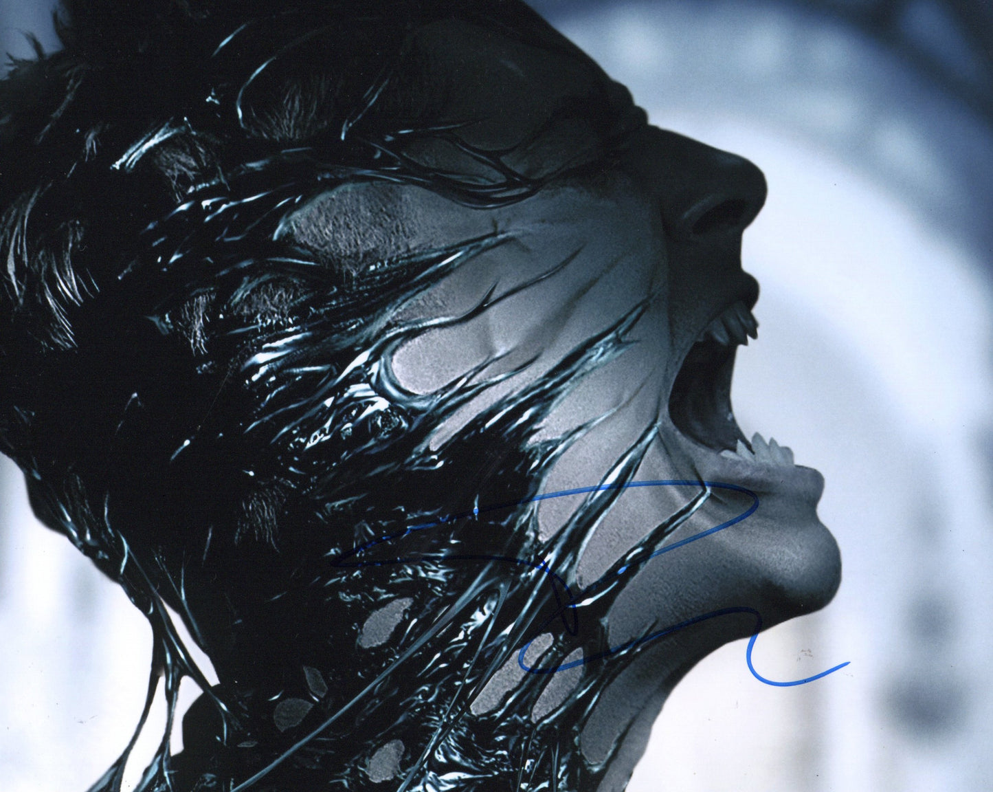 TOPHER GRACE SIGNED SPIDER-MAN 3 8X10 PHOTO (2)