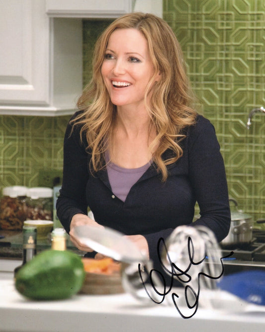 LESLIE MANN SIGNED THE CHANGE UP 10X8 PHOTO (1)