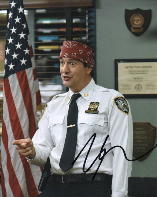 KEN MARINO SIGNED BROOKLYN NINE-NINE 8X10 PHOTO (4) VIDEO PROOF