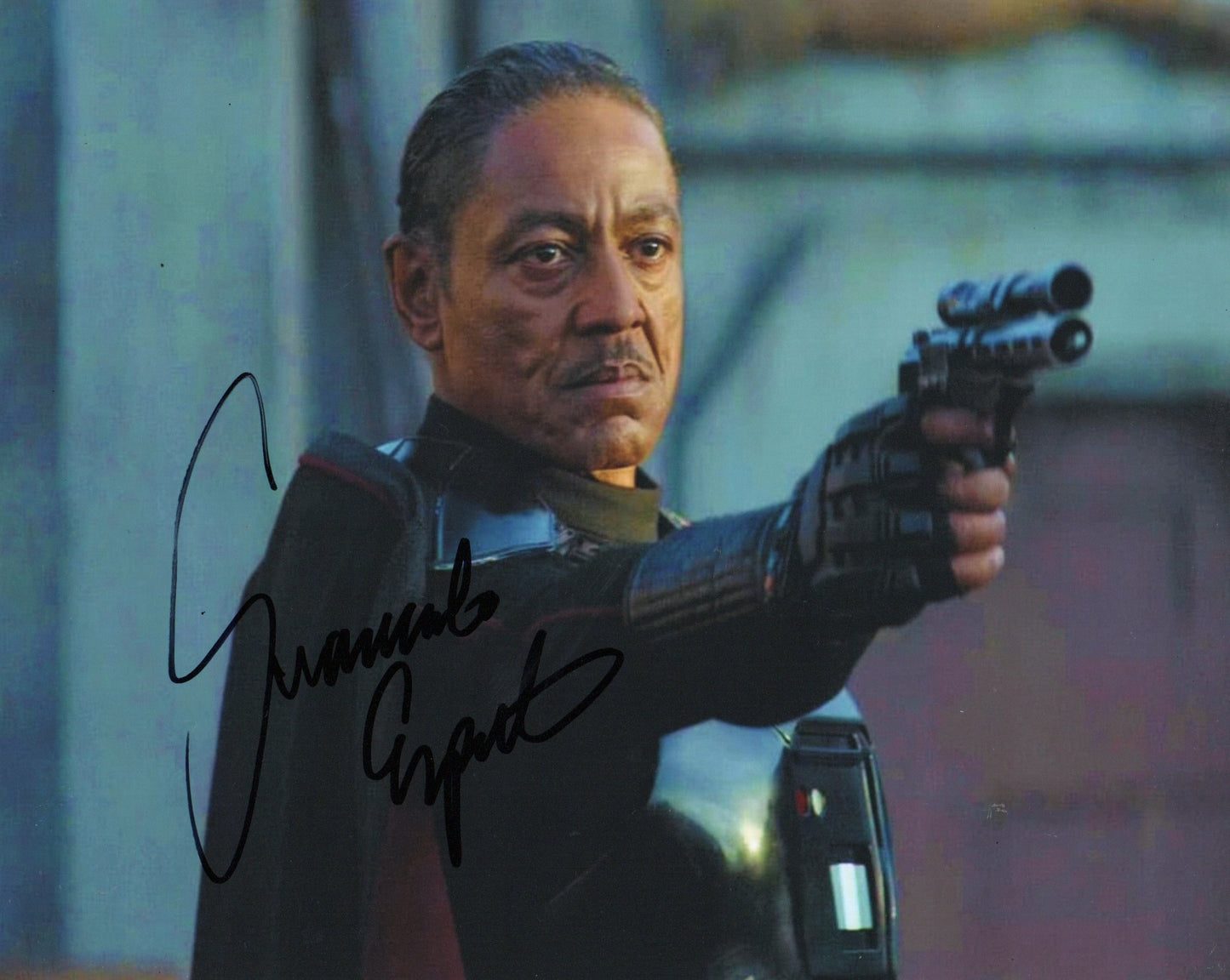 GIANCARLO ESPOSITO SIGNED THE MANDALORIAN 8X10 PHOTO (5)