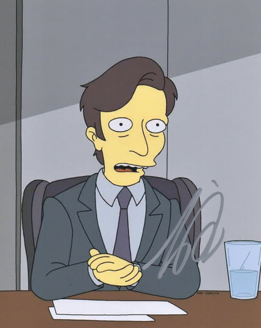NICHOLAS BRAUN SIGNED THE SIMPSONS 8X10 PHOTO