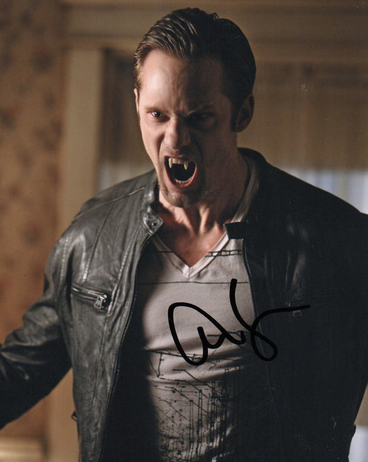 ALEXANDER SKARSGARD SIGNED TRUE BLOOD 8X10 PHOTO (17)