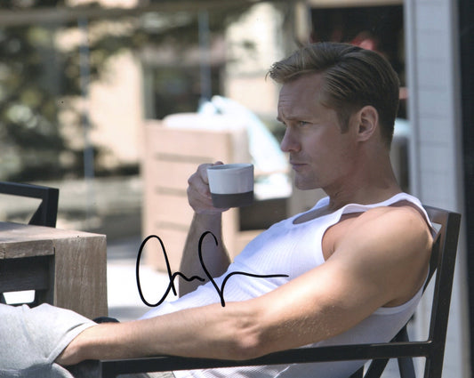 ALEXANDER SKARSGARD SIGNED BIG LITTLE LIES 8X10 PHOTO (2)