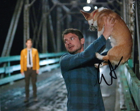 ELIJAH WOOD SIGNED DIRK GENTLY 8X10 PHOTO (2) VIDEO PROOF