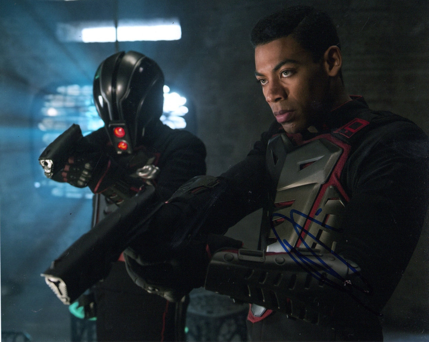 AARON PIERRE SIGNED KRYPTON 8X10 PHOTO (1) VIDEO PROOF