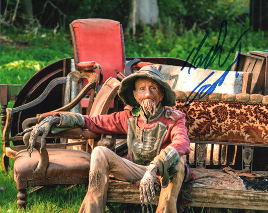 MACKENZIE CROOK SIGNED WORZEL GUMMIDGE 8X10 PHOTO