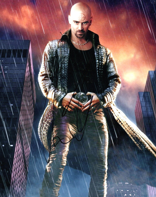 COLIN FARRELL SIGNED DAREDEVIL 8X10 PHOTO (2)