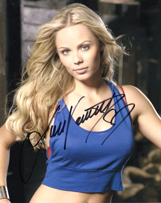 LAURA VANDERVOORT SIGNED SMALLVILLE 8X10 PHOTO (1)
