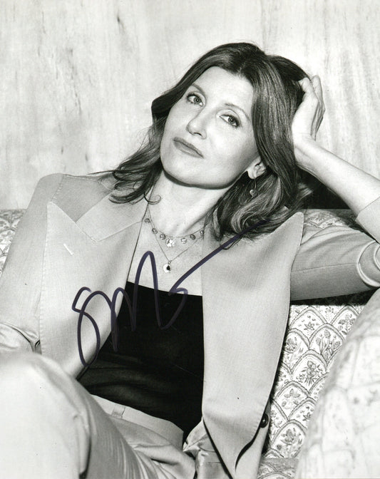 SHARON HORGAN SIGNED 10X8 PHOTO (1)