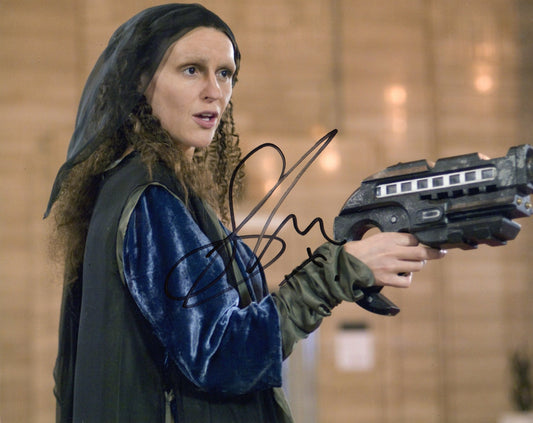SURANNE JONES SIGNED DR WHO 10X8 PHOTO (1)