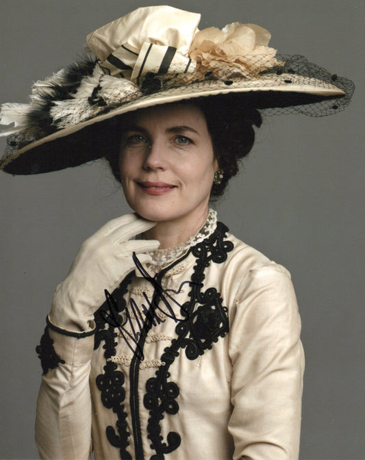 ELIZABETH McGOVERN SIGNED DOWNTON ABBEY 10X8 PHOTO (8)