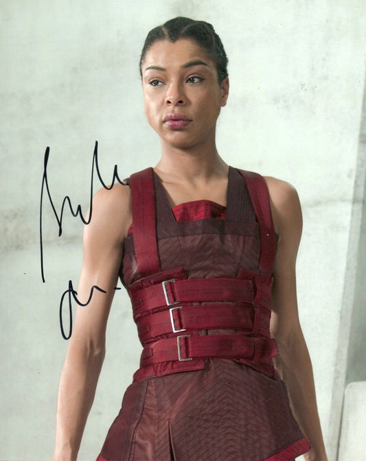 SOPHIE OKONEDO SIGNED AEON FLUX 8X10 PHOTO (1)
