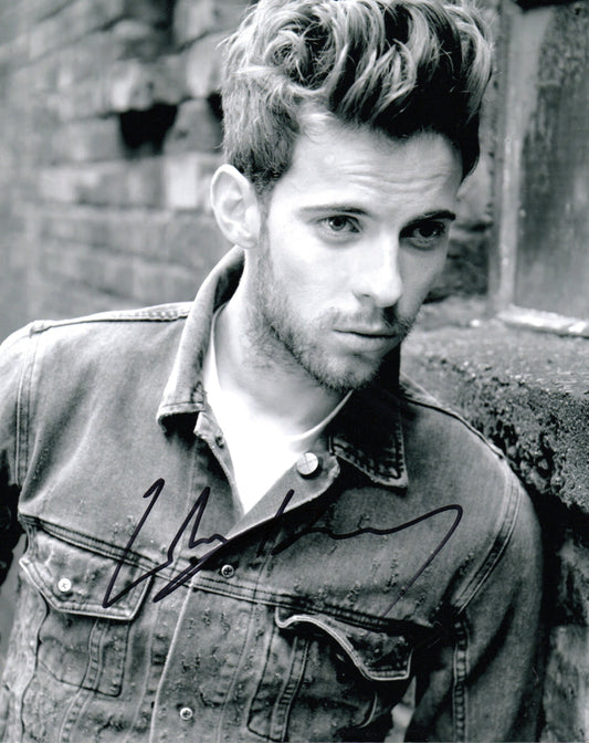 LUKE TREADAWAY SIGNED 8X10 PHOTO (1)