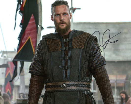 JORDAN PATRICK SMITH SIGNED VIKINGS 8X10 PHOTO (2)