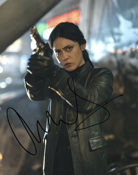 ROSA SALAZAR SIGNED PLAY DIRTY 8X10 PHOTO (1)