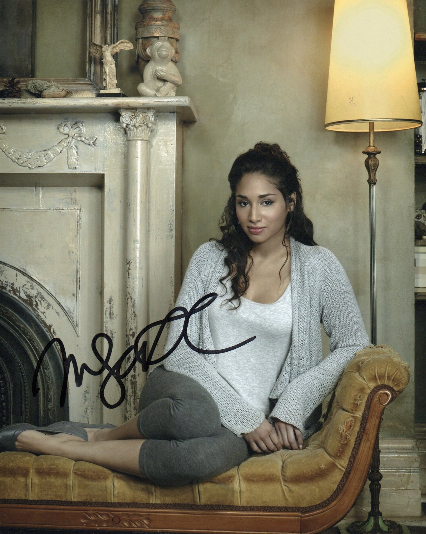 MEAGHAN RATH SIGNED BEING HUMAN 10X8 PHOTO (1)