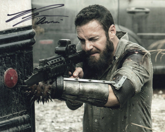 ROSS MARQUAND SIGNED THE WALKING DEAD 8X10 PHOTO (2)