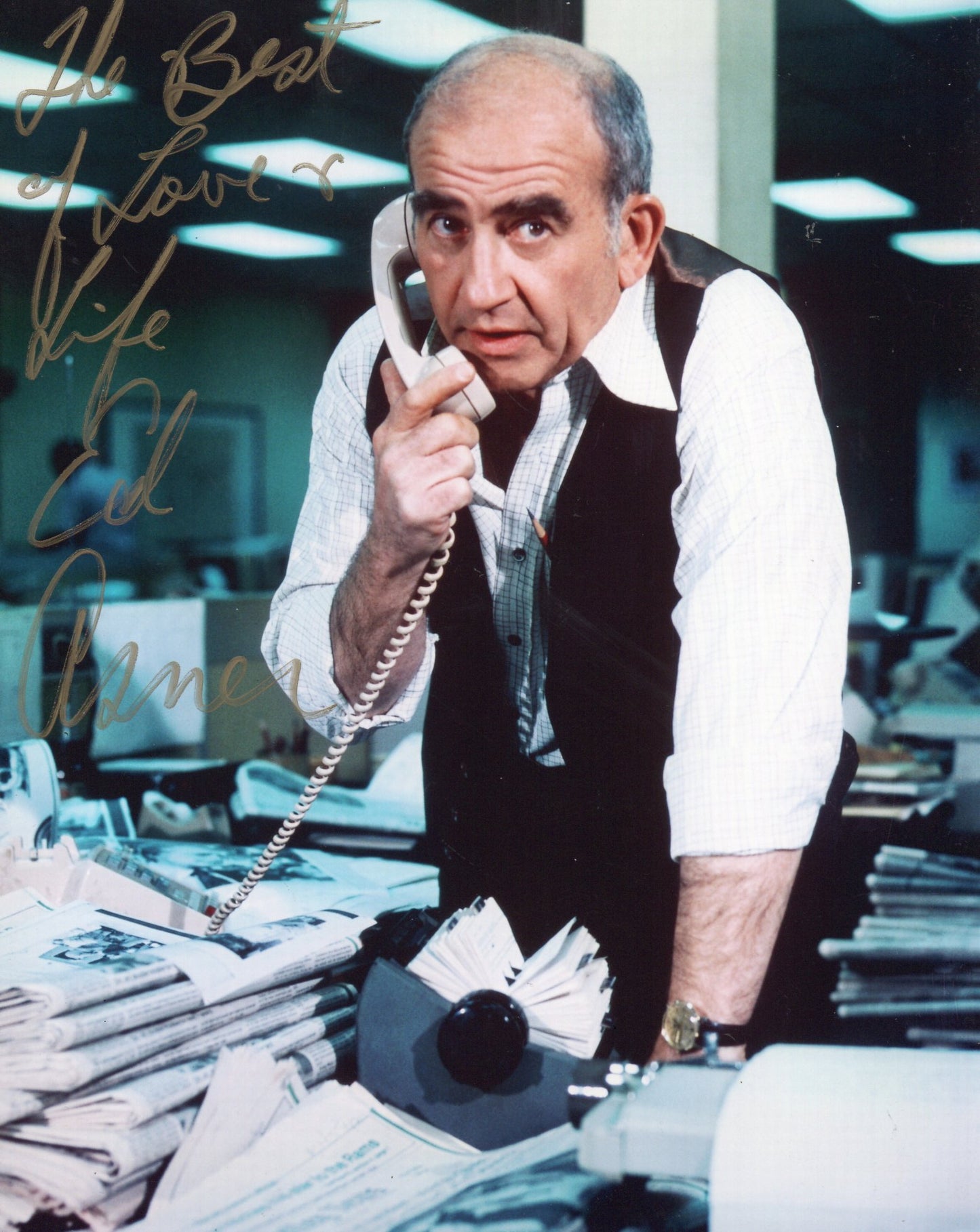 ED ASNER SIGNED LOU GRANT 8X10 PHOTO