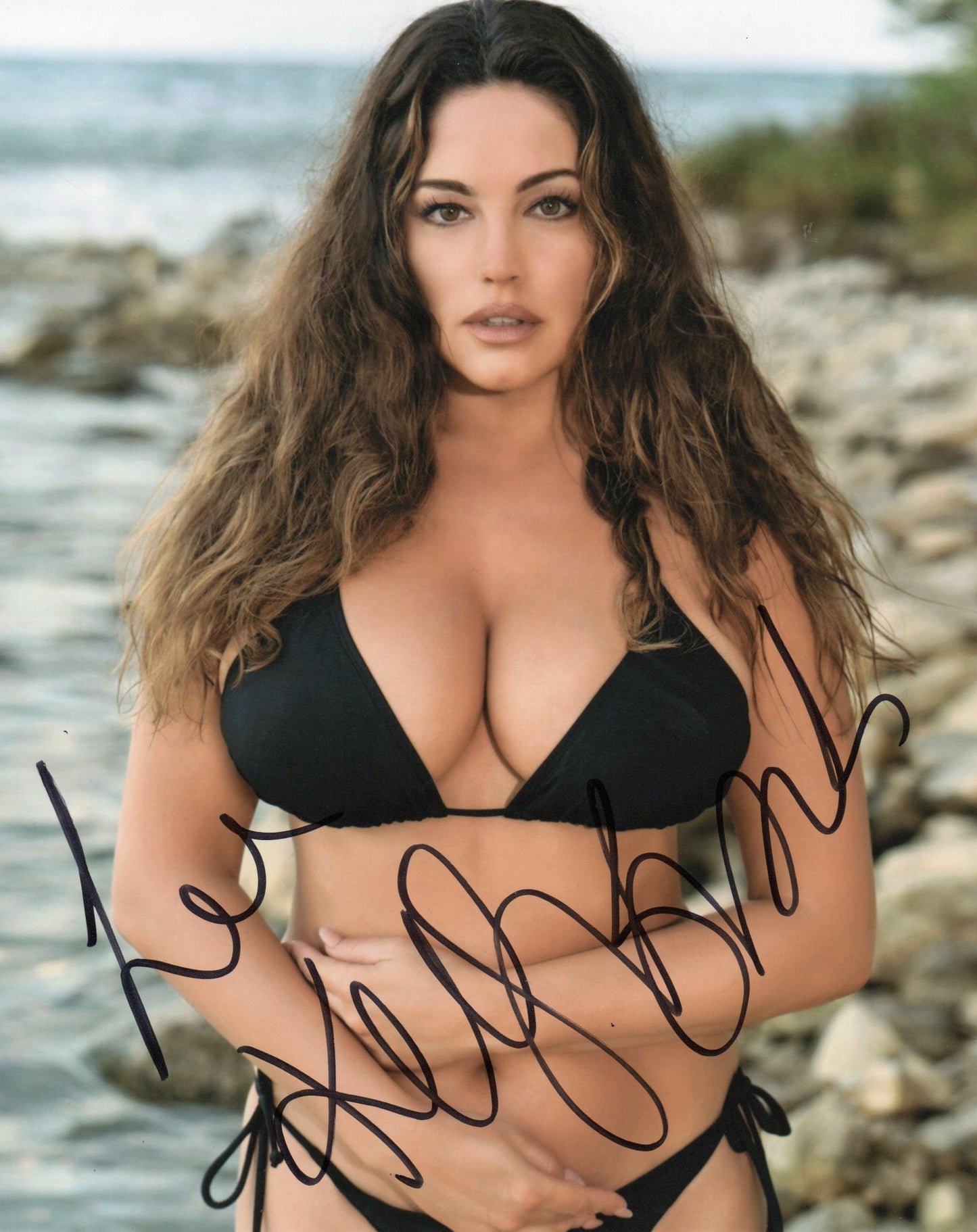 KELLY BROOK SIGNED SEXY 10X8 PHOTO (11) video proof