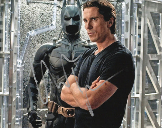 CHRISTIAN BALE SIGNED THE DARK KNIGHT PHOTO (1)