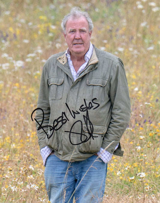 JEREMY CLARKSON SIGNED CLARKSON'S FARM 8X10 PHOTO (8)