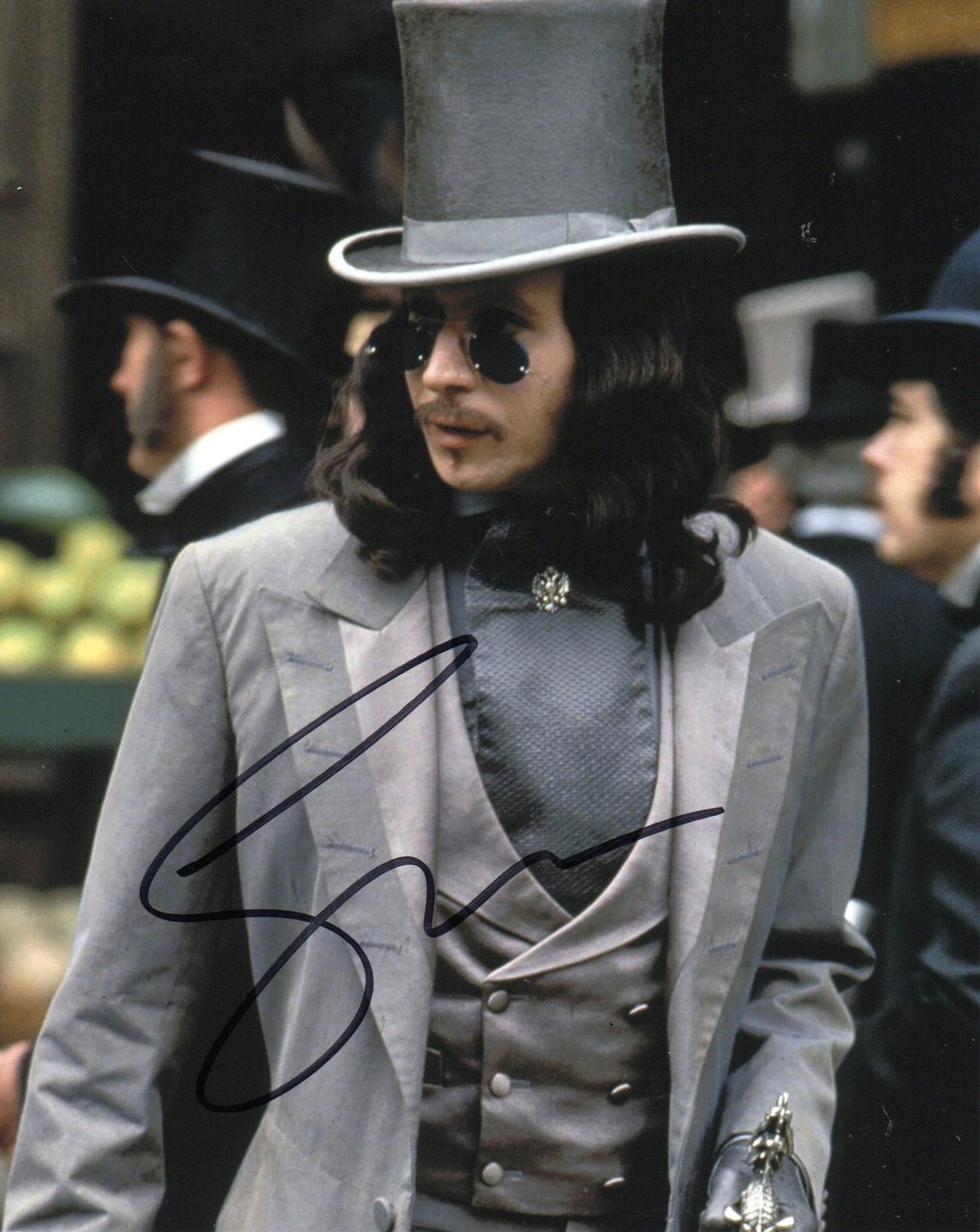 GARY OLDMAN SIGNED DRACULA 8X10 PHOTO (2)