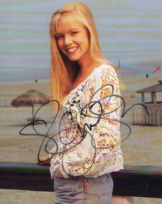 JENNIE GARTH SIGNED SEXY 8X10 PHOTO (3)