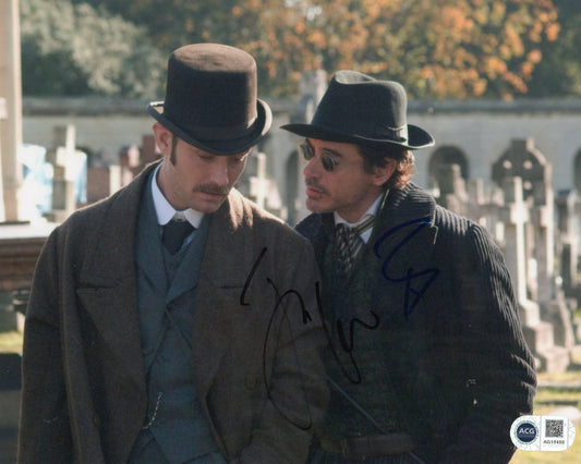 ROBERT DOWNEY JNR AND JUDE LAW SIGNED SHERLOCK HOLMES 8X10 PHOTO (3) ALSO ACG