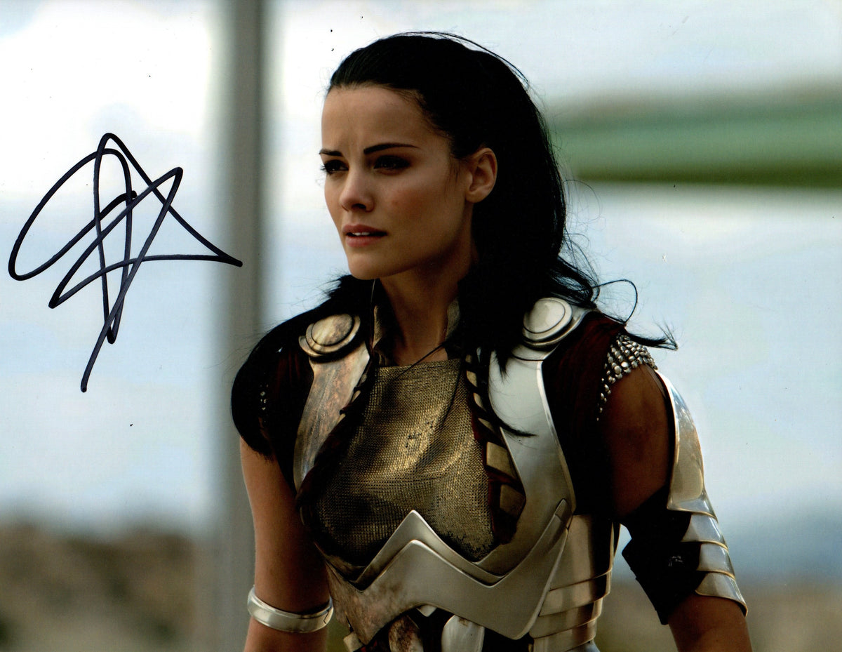 JAIMIE ALEXANDER SIGNED SEXY THOR 10X8 PHOTO (4)