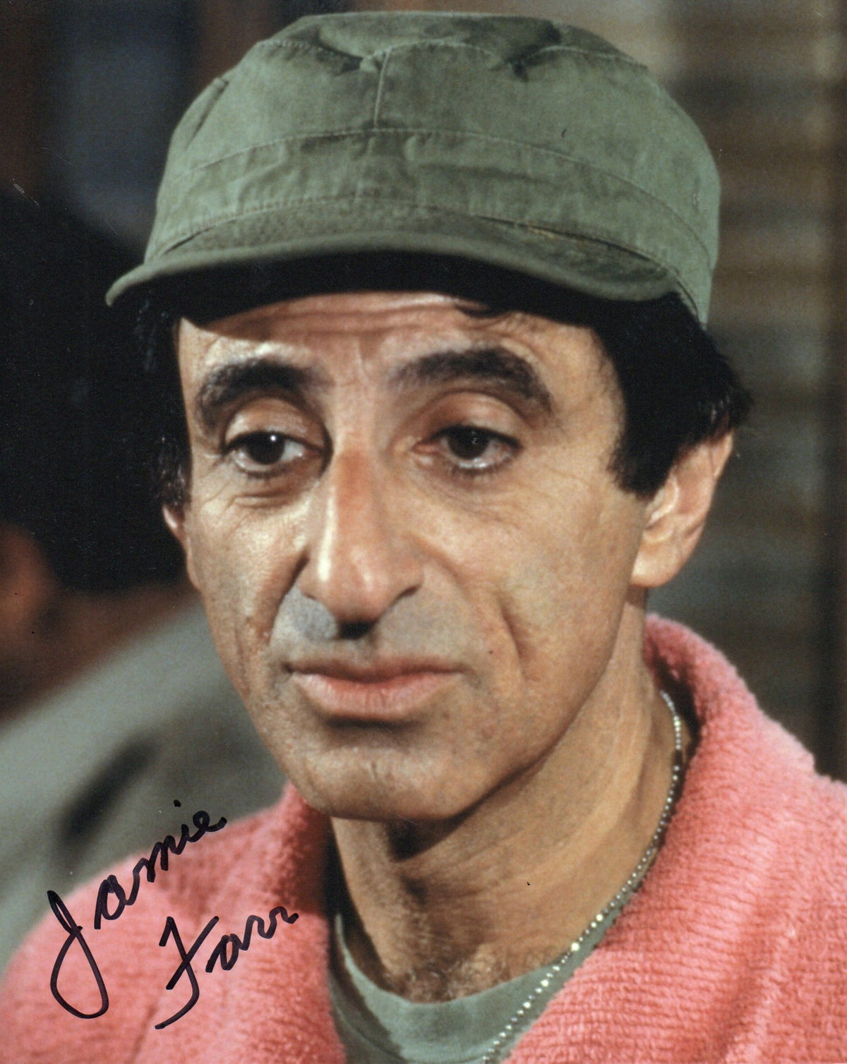 JAMIE FARR SIGNED MASH 8X10 PHOTO (3)