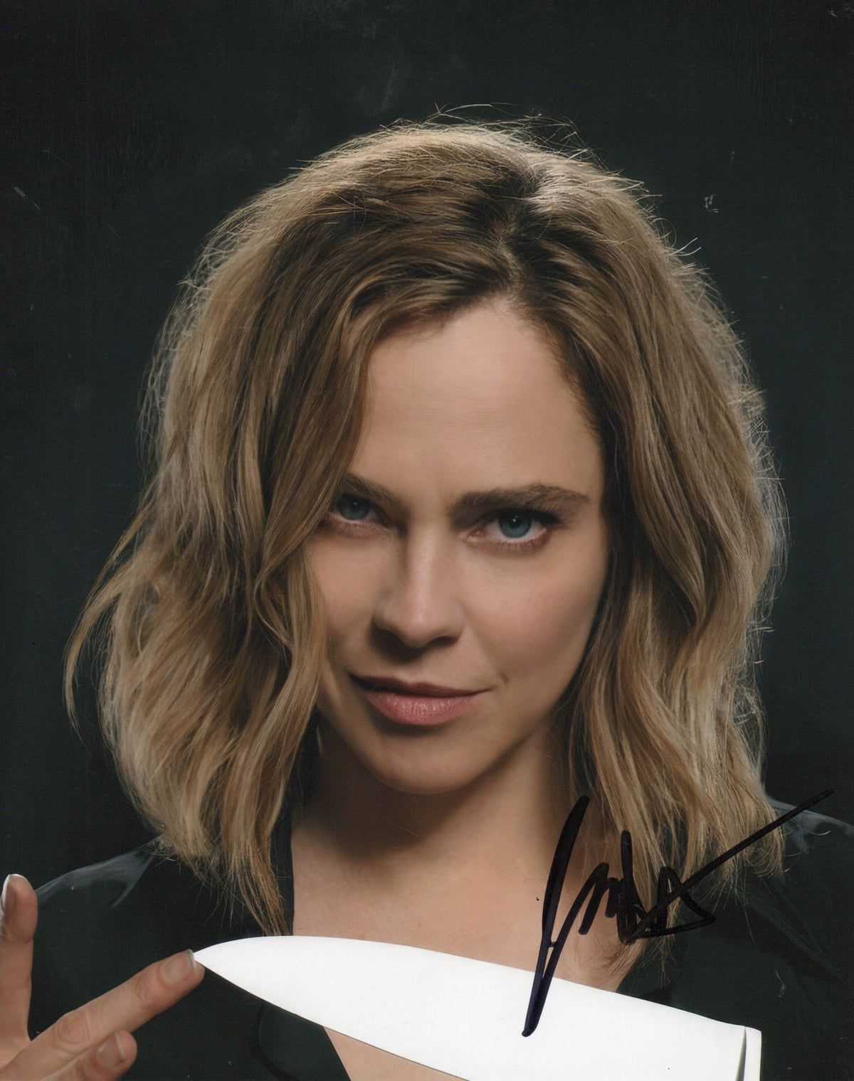 FIONA DOURIF SIGNED CHUCKY 10X8 PHOTO (1)