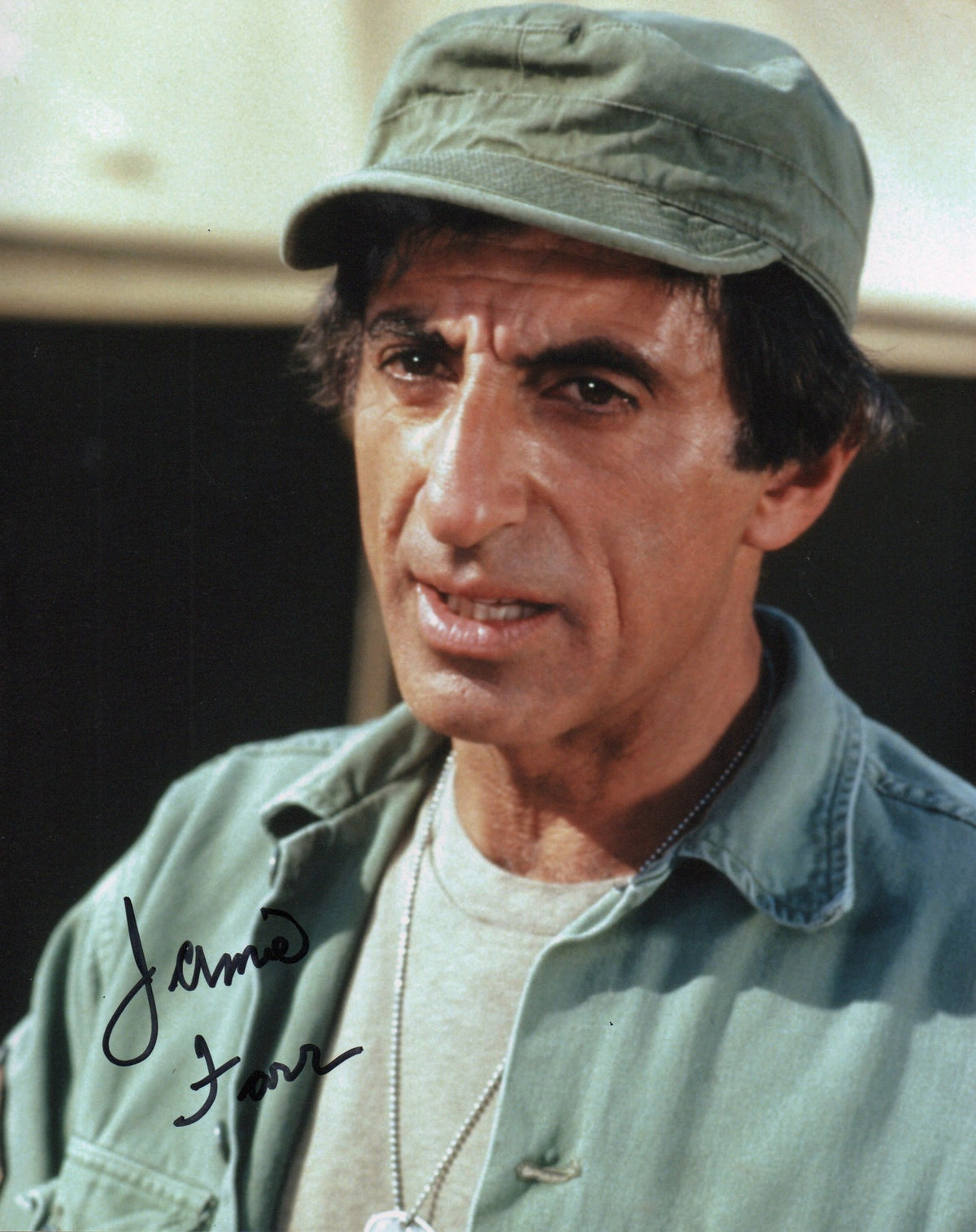 JAMIE FARR SIGNED MASH 8X10 PHOTO (4)