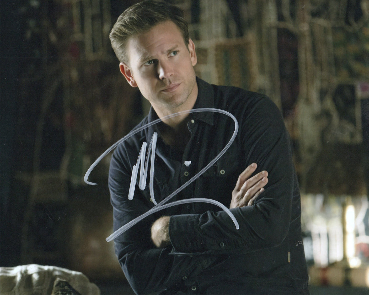 MATTHEW DAVIS SIGNED THE VAMPIRE DIARIES 8X10 PHOTO (5)