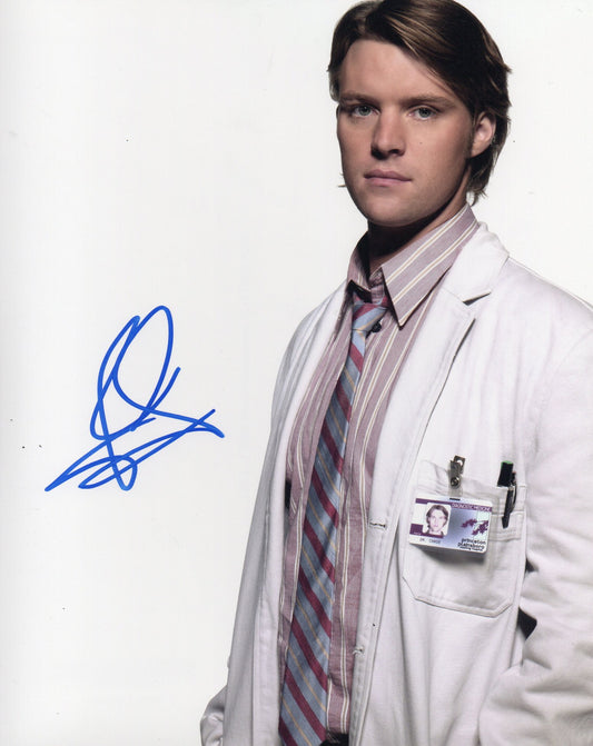 JESSE SPENCER SIGNED HOUSE 8X10 PHOTO (6)