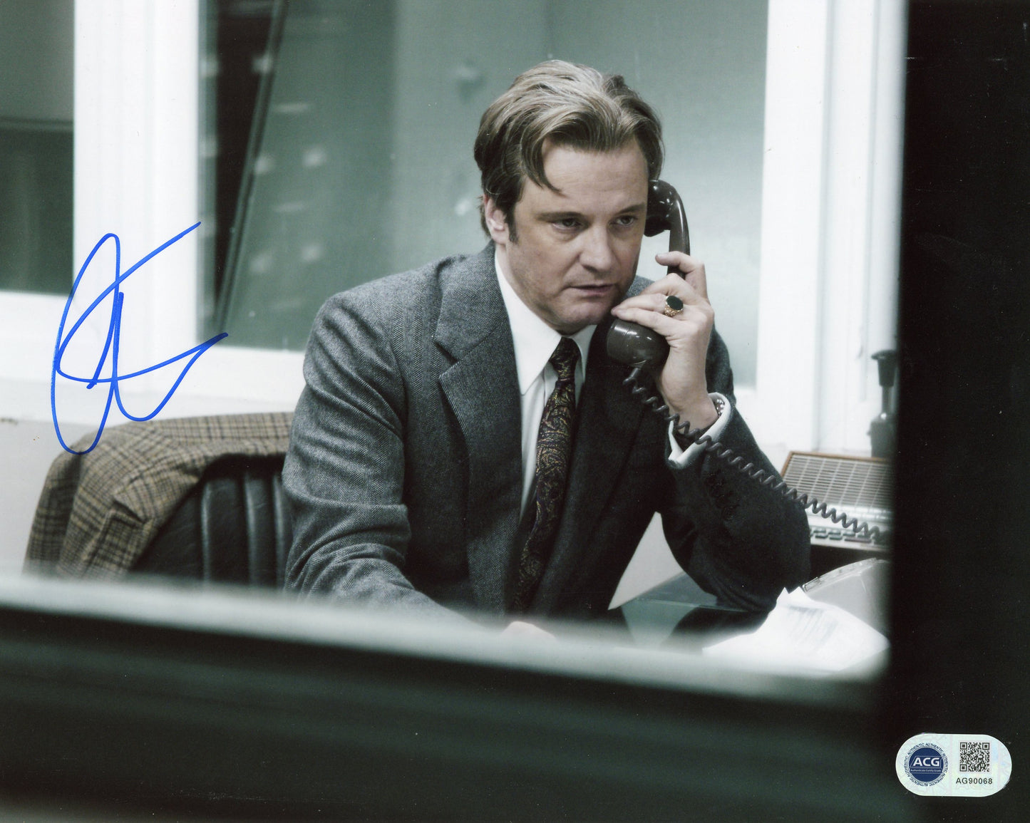 COLIN FIRTH SIGNED TINKER TAILOR 10X8 PHOTO (1) ALSO ACG CERTIFICATION