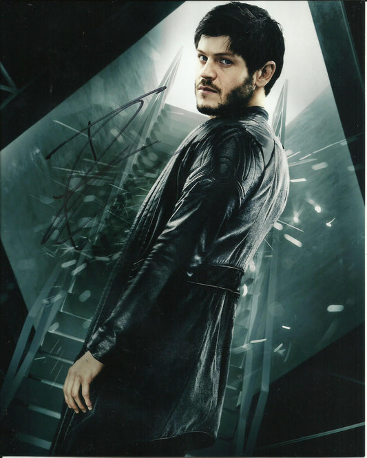 IWAN RHEON SIGNED INHUMANS 8X10 PHOTO (2)