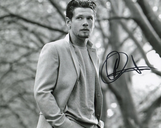 JACK O'CONNELL SIGNED 8X10 PHOTO (1)