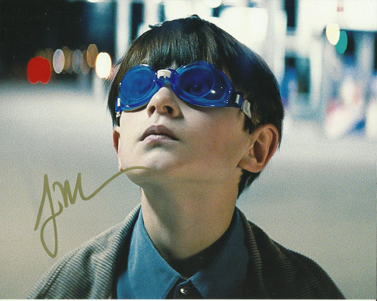 JAEDEN MARTELL SIGNED YOUNG 8X10 PHOTO (2)