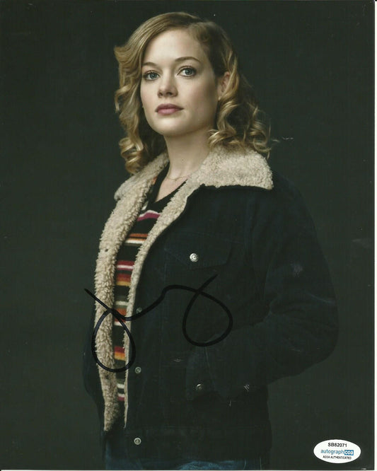 JANE LEVY SIGNED CASTLE ROCK 10X8 PHOTO (2) ALSO ACOA