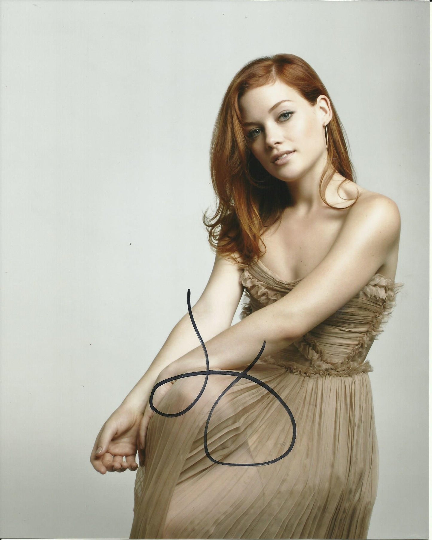 JANE LEVY SIGNED SEXY 10X8 PHOTO (1)
