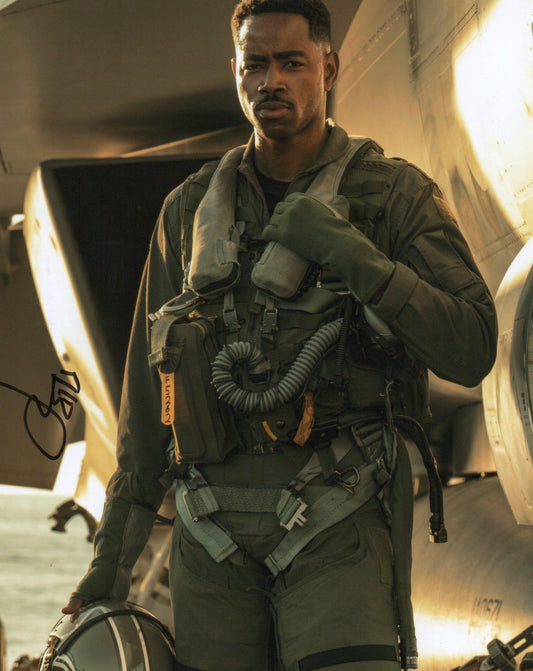 JAY ELLIS SIGNED TOP GUN MAVERICK 8X10 PHOTO (1)
