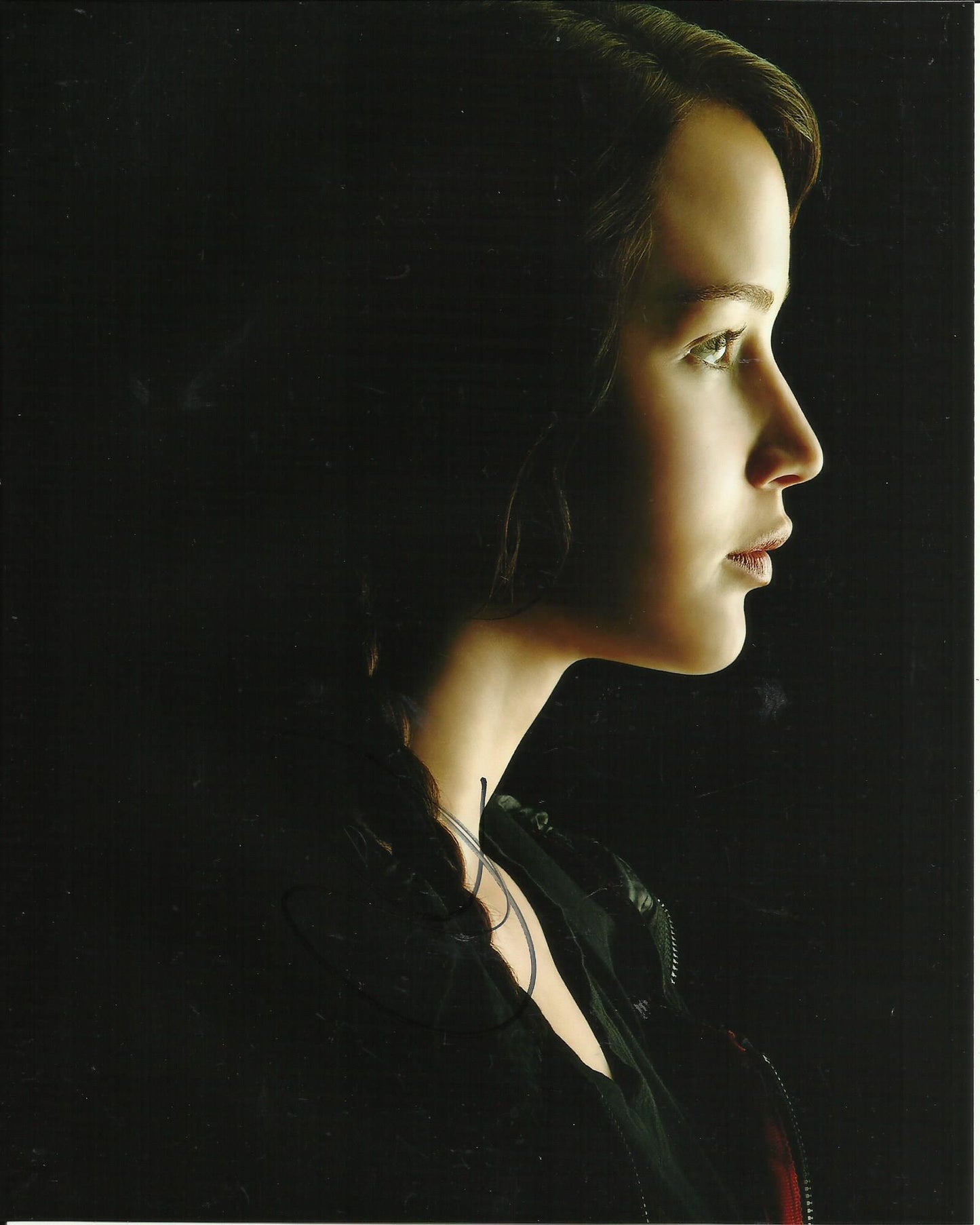 JENNIFER LAWRENCE SIGNED THE HUNGER GAMES 8X10 PHOTO (1)